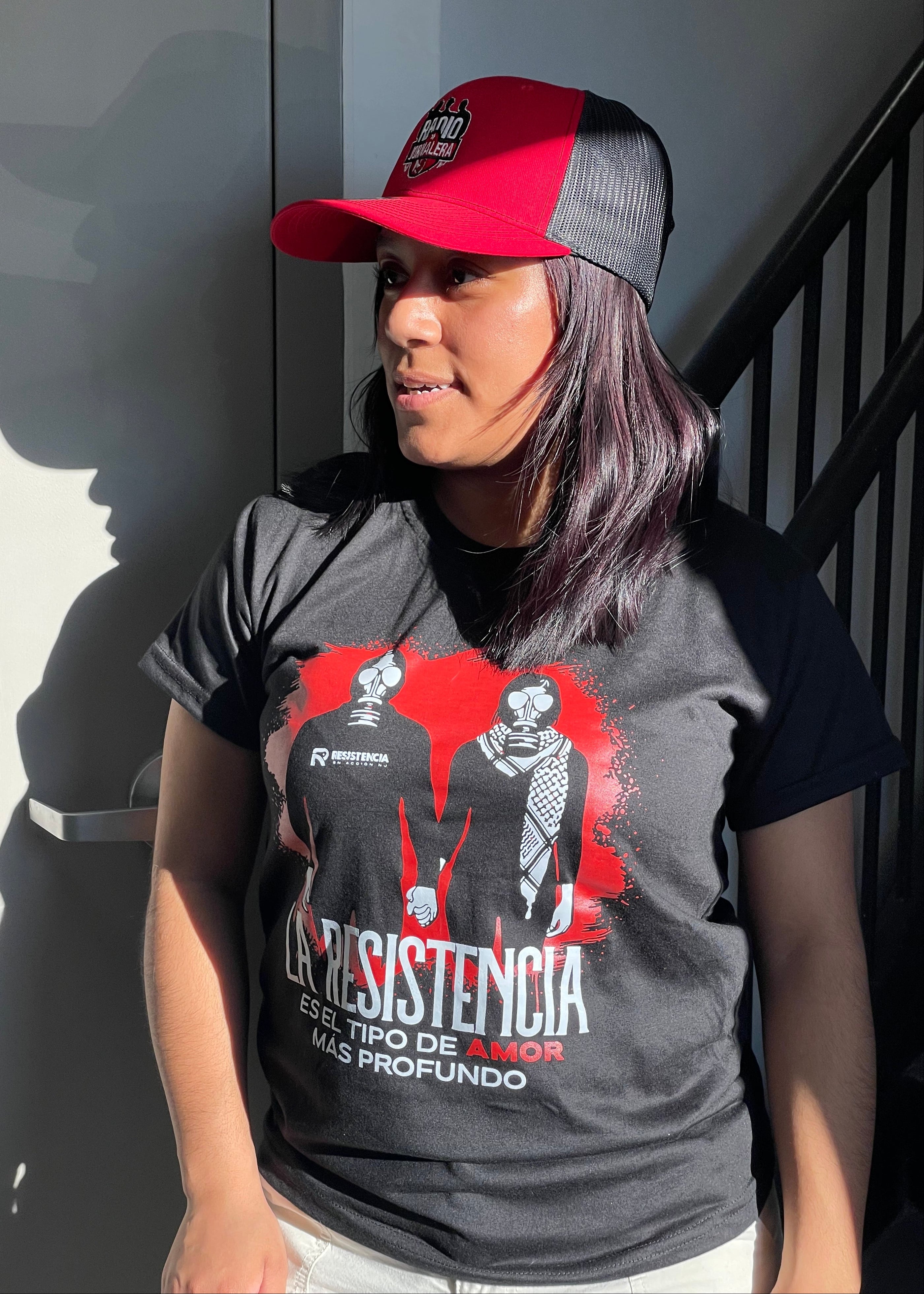 La Resistencia Es El Tipo De Amor Mas Profundo - Shirt